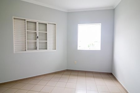 Casa de condomínio para alugar com 342m², 5 quartos e 5 vagasQuarto 2