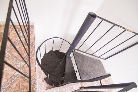 Casa de condomínio para alugar com 342m², 5 quartos e 5 vagasEscada Edicula