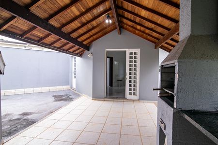 Casa de condomínio para alugar com 342m², 5 quartos e 5 vagasChurrasqueira