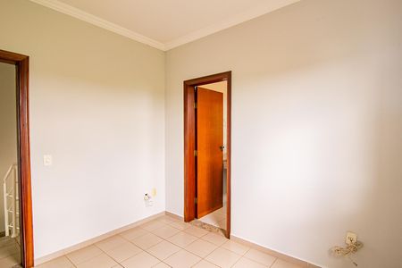 Casa de condomínio para alugar com 342m², 5 quartos e 5 vagasSuite 1