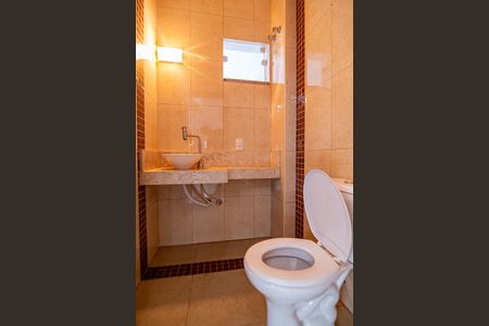 Casa de condomínio para alugar com 342m², 5 quartos e 5 vagaslavabro