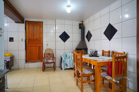Sala de casa para alugar com 3 quartos, 200m² em Jardim Carvalho, Porto Alegre