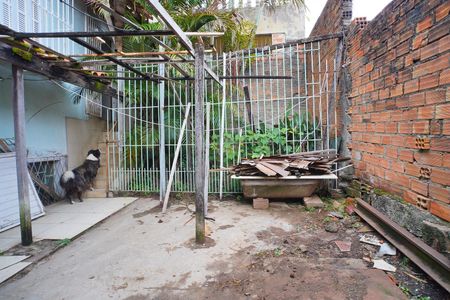 Casa para alugar com 200m², 3 quartos e 6 vagasPátio 