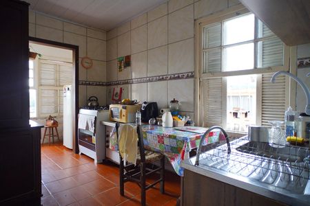 Casa para alugar com 200m², 3 quartos e 6 vagasCozinha 