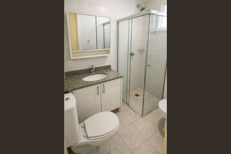 Banheiro  de apartamento para alugar com 1 quarto, 41m² em Partenon, Porto Alegre