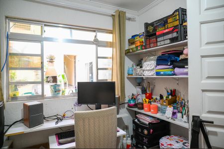 Casa à venda com 300m², 5 quartos e 2 vagas Casa à venda com 300m², 5 quartos e 2 vagasQuarto de Serviço - Casa 1