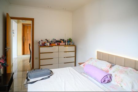 Casa à venda com 300m², 5 quartos e 2 vagas Casa à venda com 300m², 5 quartos e 2 vagasQuarto 1 - Casa 2