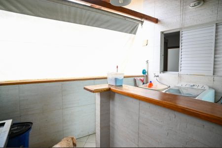 Casa à venda com 300m², 5 quartos e 2 vagas Casa à venda com 300m², 5 quartos e 2 vagasVaranda Goumert - Casa 2