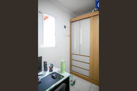 Casa à venda com 300m², 5 quartos e 2 vagas Casa à venda com 300m², 5 quartos e 2 vagasQuarto 2 - Casa 2