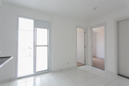 Apartamento para alugar com 46m², 2 quartos e sem vaga Apartamento para alugar com 46m², 2 quartos e sem vagaSala / Cozinha