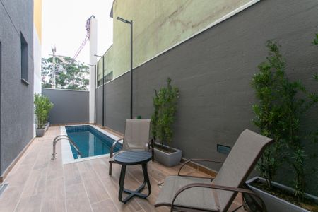 Apartamento para alugar com 46m², 2 quartos e sem vaga Apartamento para alugar com 46m², 2 quartos e sem vagaÁrea comum - Piscina