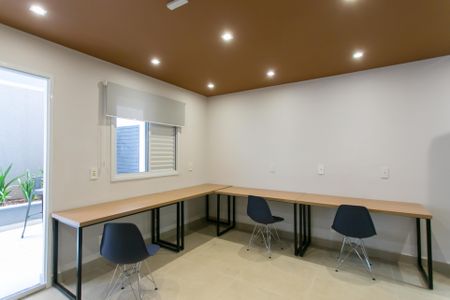 Apartamento para alugar com 46m², 2 quartos e sem vaga Apartamento para alugar com 46m², 2 quartos e sem vagaCoworking