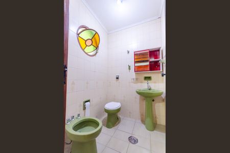 Casa para alugar com 159m², 2 quartos e 1 vagaSuíte - Banheiro