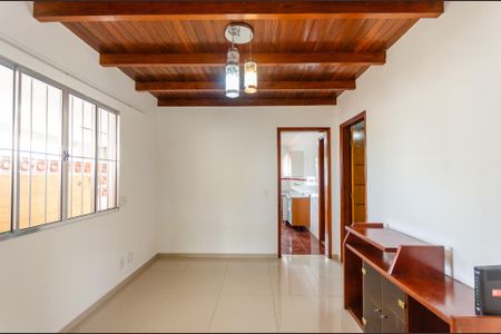 Sala de casa para alugar com 2 quartos, 159m² em Vila Barreto, São Paulo