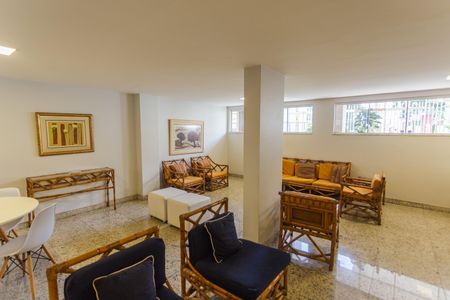 Apartamento à venda com 280m², 3 quartos e 3 vagasÁrea comum - Salão de festas