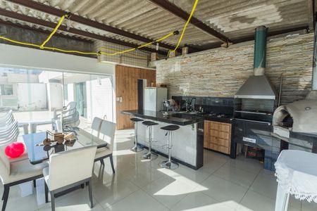 Apartamento à venda com 280m², 3 quartos e 3 vagasEspaço Gourmet na Cobertura