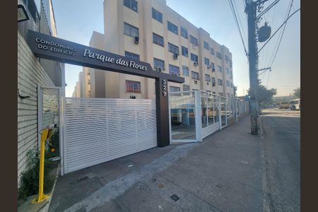 Apartamento para alugar com 70m², 2 quartos e 1 vagaFachada