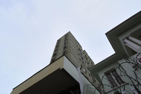 Apartamento para alugar com 65m², 2 quartos e 1 vagaFachada