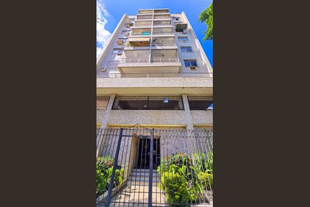 Apartamento à venda com 58m², 2 quartos e 1 vagaFachada do Prédio com placa