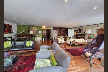 Apartamento à venda com 370m², 4 quartos e 3 vagas