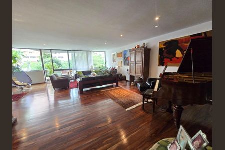 Apartamento à venda com 4 quartos, 370m² em Cerqueira César, São Paulo