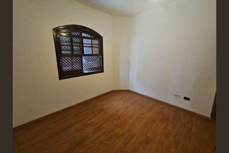 Casa à venda com 3 quartos, 178m² em Jardim Namba, São Paulo