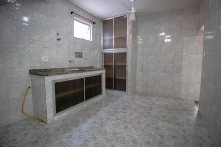 Casa para alugar com 175m², 2 quartos e 1 vagaCozinha