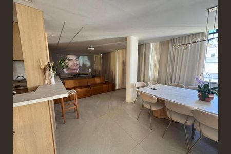 Apartamento à venda com 205m², 3 quartos e 1 vaga