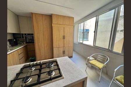 Apartamento à venda com 205m², 3 quartos e 1 vaga