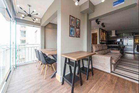 Apartamento à venda com 77m², 2 quartos e 2 vagasVaranda da Sala