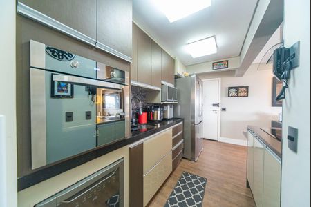 Apartamento à venda com 77m², 2 quartos e 2 vagasCozinha 