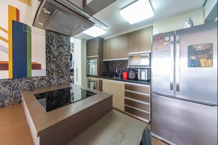 Apartamento à venda com 77m², 2 quartos e 2 vagasCozinha 