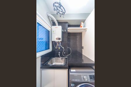 Apartamento à venda com 77m², 2 quartos e 2 vagasÁrea de Serviço