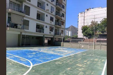 Apartamento à venda com 61m², 1 quarto e 1 vaga