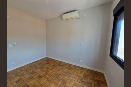 Casa à venda com 3 quartos, 124m² em Jardim Bonfiglioli, São Paulo
