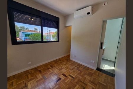 Casa à venda com 3 quartos, 124m² em Jardim Bonfiglioli, São Paulo