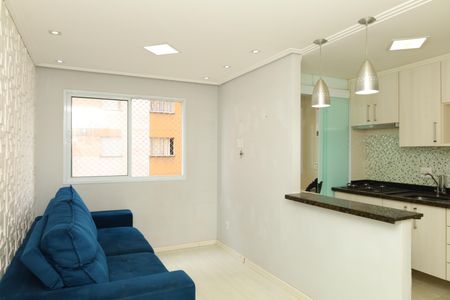 Sala de apartamento à venda com 2 quartos, 44m² em Vila Carmosina, São Paulo