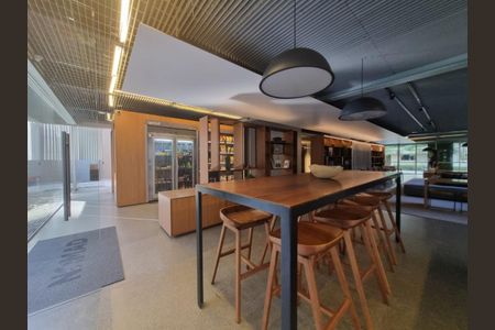 Apartamento para alugar com 2 quartos, 70m² em Indianópolis, São Paulo
