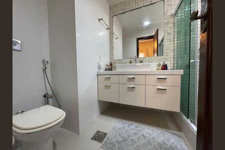 Apartamento à venda com 171m², 3 quartos e sem vaga