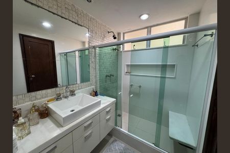 Apartamento à venda com 171m², 3 quartos e sem vaga