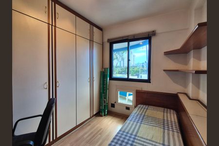 Apartamento para alugar com 80m², 2 quartos e 1 vagaQuarto 