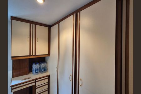 Apartamento para alugar com 80m², 2 quartos e 1 vagaEscritório 