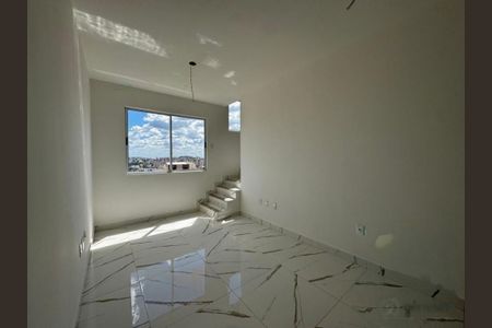 Apartamento à venda com 3 quartos, 85m² em Milionários, Belo Horizonte