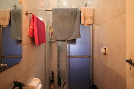 Casa à venda com 372m², 2 quartos e 2 vagas Casa à venda com 372m², 2 quartos e 2 vagasBanheiro 2