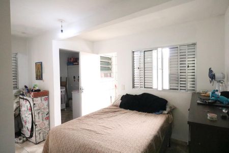 Casa à venda com 372m², 2 quartos e 2 vagas Casa à venda com 372m², 2 quartos e 2 vagasQuarto 2