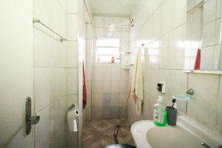 Casa à venda com 372m², 2 quartos e 2 vagas Casa à venda com 372m², 2 quartos e 2 vagasBanheiro 1