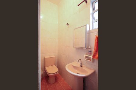 Casa à venda com 372m², 2 quartos e 2 vagas Casa à venda com 372m², 2 quartos e 2 vagasCasa 02