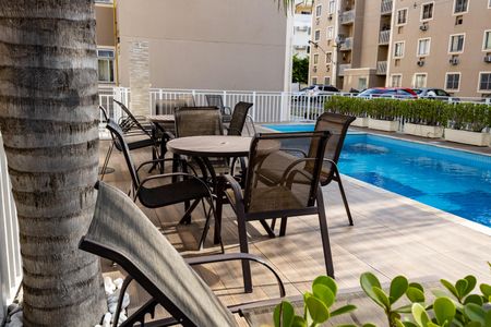 Apartamento para alugar com 48m², 2 quartos e 1 vaga Apartamento para alugar com 48m², 2 quartos e 1 vagaÁrea comum - Piscina