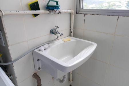 Apartamento para alugar com 48m², 2 quartos e 1 vaga Apartamento para alugar com 48m², 2 quartos e 1 vagaCozinha e Área de Serviço