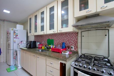 Apartamento à venda com 90m², 2 quartos e 1 vaga